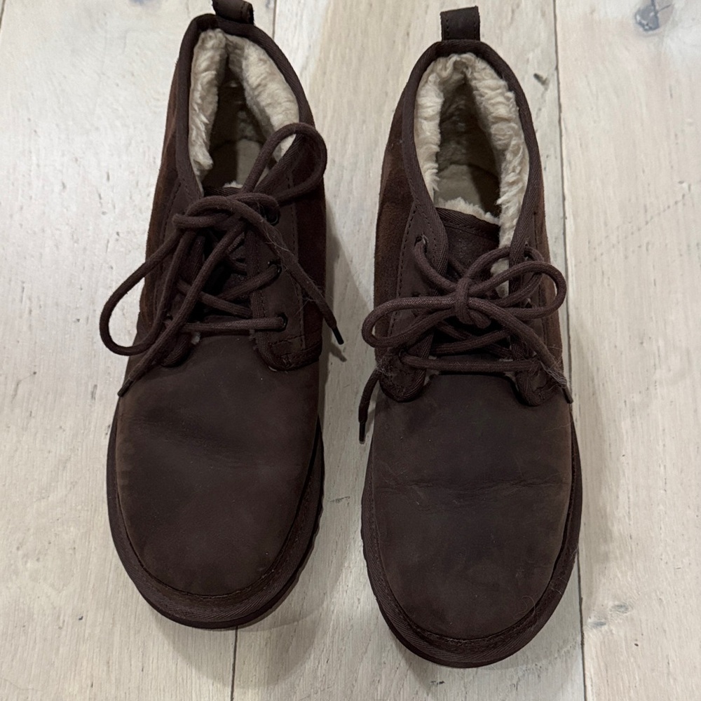 UGG Men's Dark Brown Chukka Boots